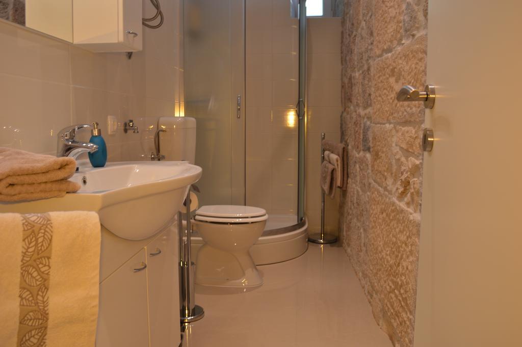 Mila Apartment Sinj Esterno foto